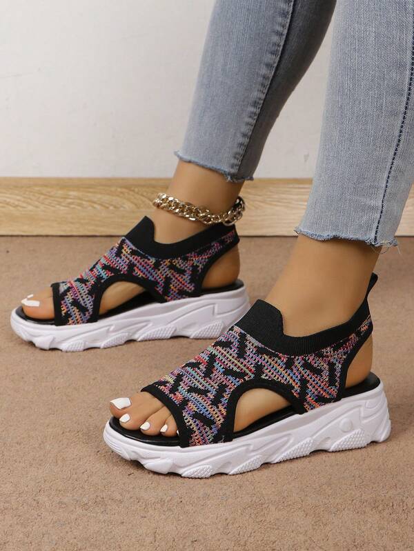 Sandali con zeppa da donna in stile bohémien