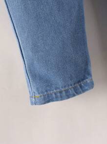 幼童女孩休閒舒適心形圖案牛仔背帶褲 - 淺色水洗藍 - 查看 6