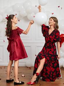 Robe Courte À Épaules Dénudées Et Nœud Papillon En Dentelle Décorée De Patchwork Pour Jeunes Filles