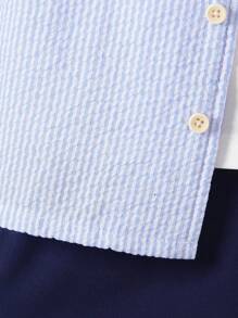 SHEIN Mùa hè Bong bóng Textured Sọc Ngắn tay Áo sơ mi Với Mặt trước Nút Và Túi Đồ trang trí - Màu xanh nhạt - Xem 5