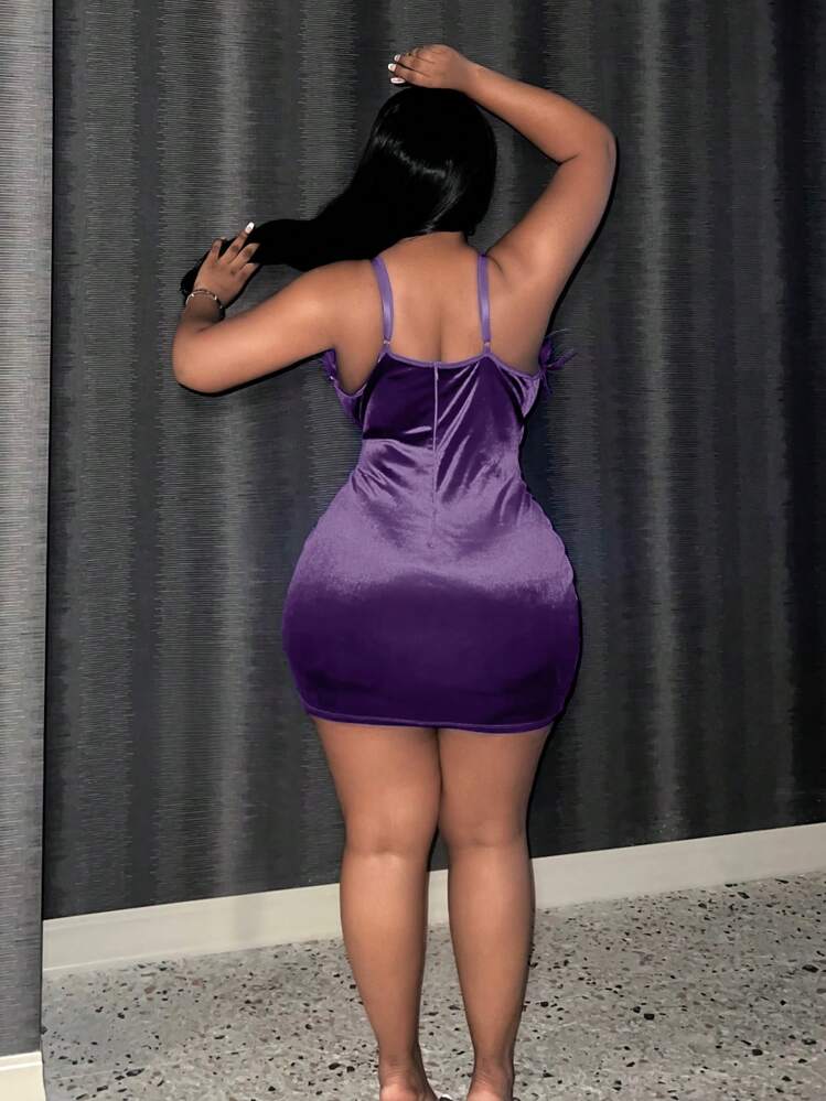SHEIN Slayr Robe Décontractée Grande Taille Avec Détails De Bordure En Fourrure Et Bretelles Spaghetti - Prune - Voir 2