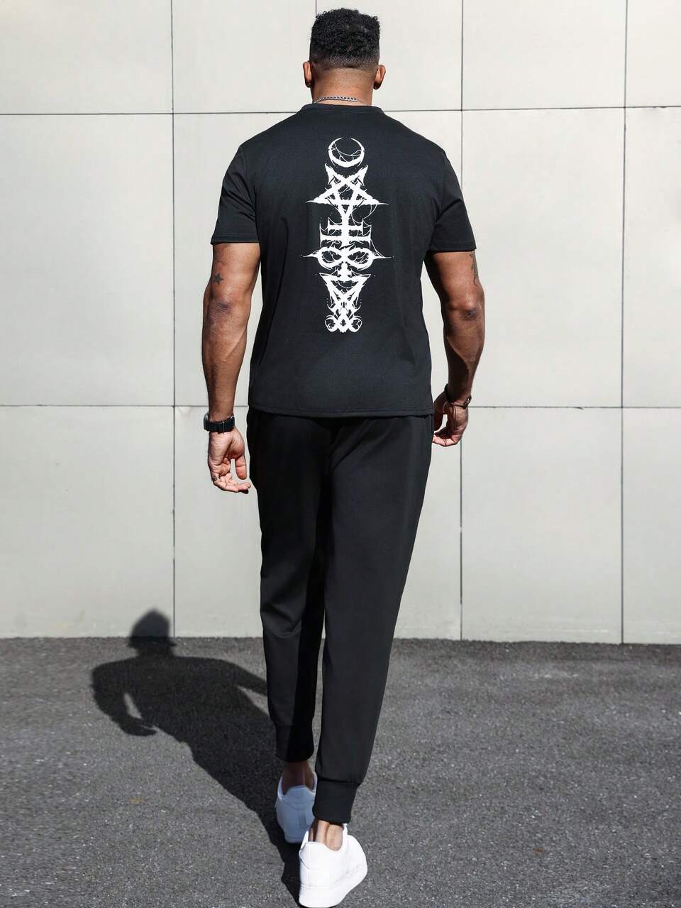 Men Plus Round Neck Short-Sleeved T-Shirt And Trousers Two-Piece Set