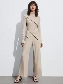 BizChic Bộ áo thun dài tay cổ đứng viền bất đối xứng và quần dài cho nữ - Màu Khaki - Xem 4