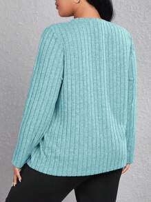 SHEIN EZwear Plus Letter Patched Detail Tee