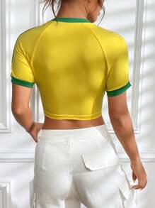 SHEIN EZwear Camiseta Bordada De Estilo Brasileño Con Combinación De Colores