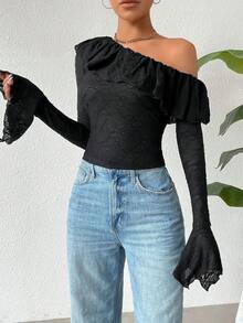 SHEIN Privé 女款不對稱領長袖t恤,邊緣飾有荷葉邊 - 黑色 - 查看 2