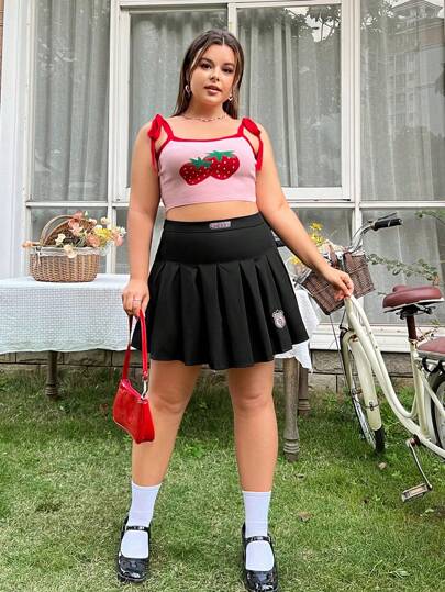 SHEIN Qutie Gonna Plissettata Con Patch Lettera Per Donne Taglie Forti