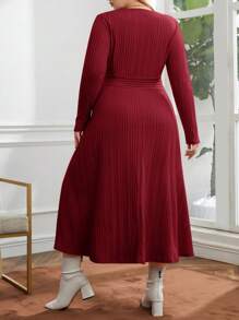SHEIN Essnce Plus Size Women's Wrapped Neckline Cinched Waist Dress - Burgundy - View 2