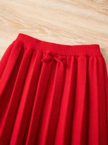SHEIN Young Girl Heart Pattern Sweater And Knit Skirt Set With Round Neckline - Red - View 3