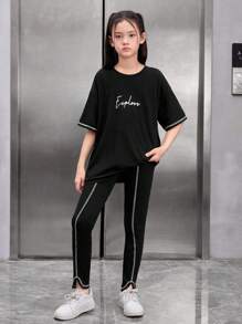 SHEIN Tween Girls' Loose Fit Vintage Letter Print Contrast Stitching Drop Shoulder Sleeve T-Shirt And Split Hem Pants - Black - View 4