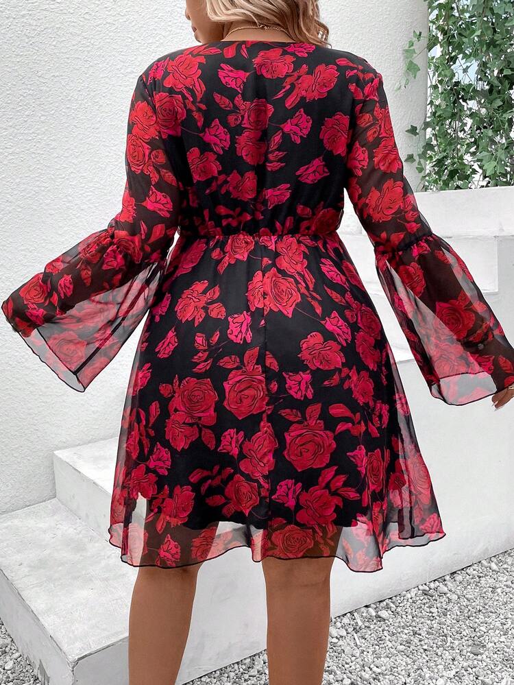 Plus Size Women's Rose Print Chiffon V-Neck Dress