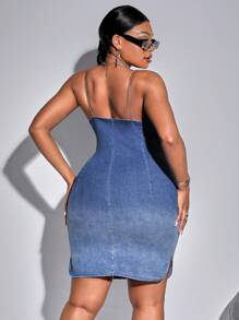SHEIN SXY Kích thước lớn Của phụ nữ Denim Váy Dây Với Denim mùa giặt Hiệu ứng , Chi tiết Ruffle Xung quanh Ngực - Rửa trung bình - Xem 2