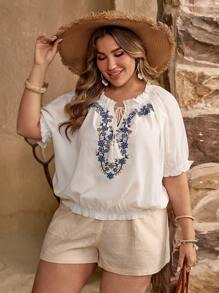 SHEIN VCAY Camisa Con Cuello Y Bordado Floral Estilo Bohemio De Talla Grande - Blanco - Ver 1