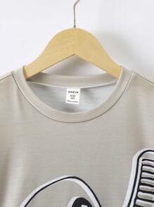 SHEIN 青少年男孩图案酷炫卡通印花短袖 T 恤 - 卡其色 - 查看 4