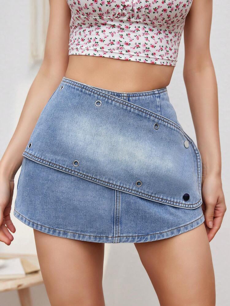 Women'S Distressed Metal Eyelet Decoration Denim Shorts