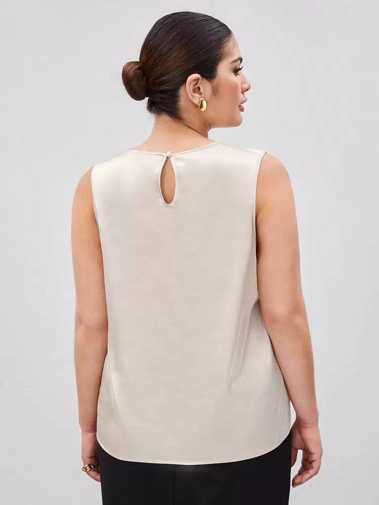 Plus Size Sleeveless Round Neck Blouse