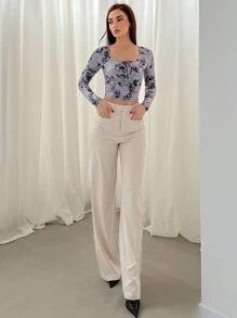 SHEIN Privé Floral Printed Slim Fit T-Shirt - Black and White - View 5