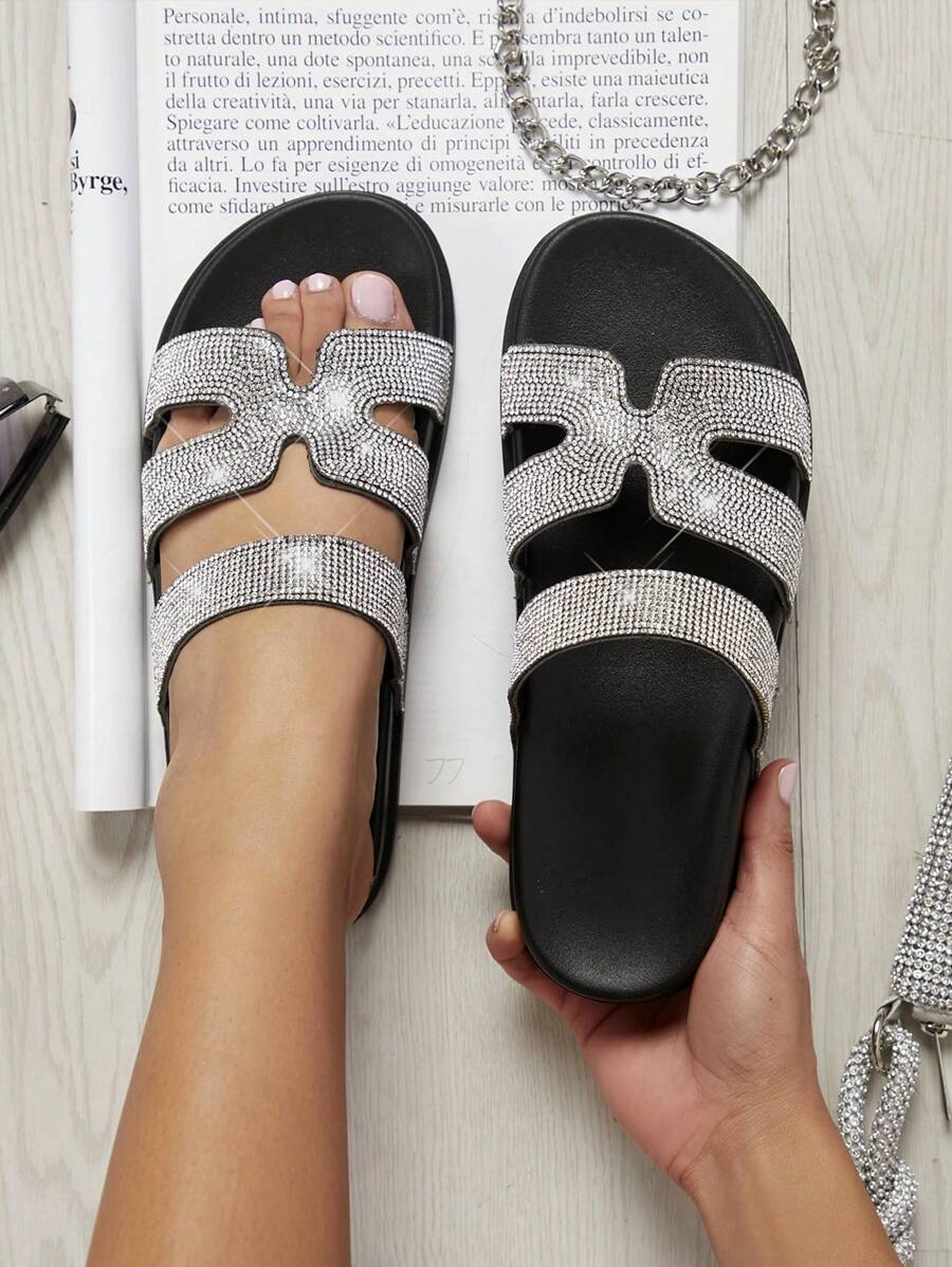 Women's Black Flat Sandals - Black - View 1