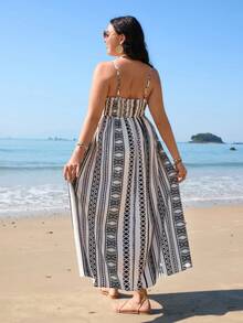 SHEIN VCAY 大尺碼女性幾何圖案細肩帶連衣裙 - 黑與白 - 查看 2