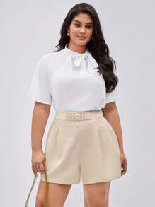 BizChic Plus Size Women's Solid Color Loose Shorts - Apricot - View 1