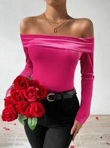 SHEIN Privé 玫瑰絲絨露肩女款 T 卹 - 玫紅色 - 查看 1