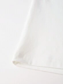 Manfinity EMRG Men's Sculpture & Letter Print Drop Shoulder Sleeve T-Shirt And Shorts Set - Black - View 3