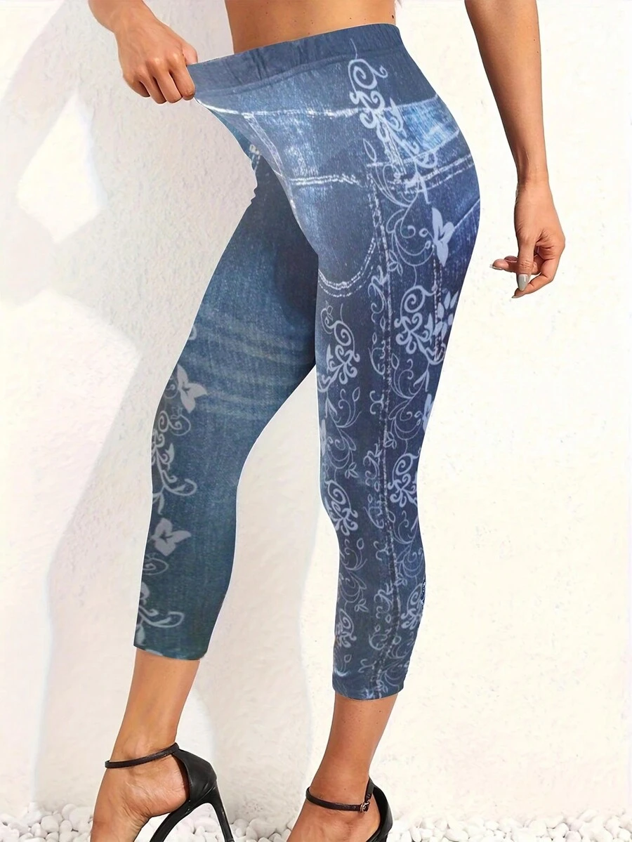 Plus Size Leggings Capri Pants - Blue - View 1