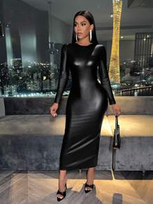 Zolique Rückenfreies, Figurbetontes Kleid Mit Kettenverzierungen