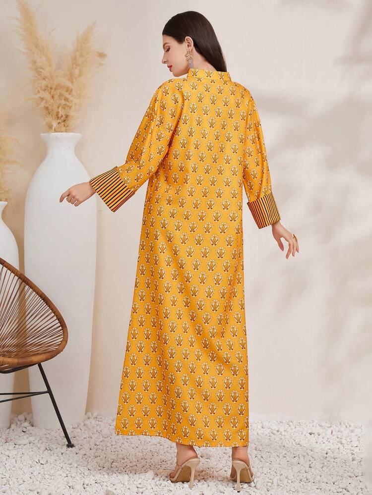 Notched Neckline All-Over Printed Dress