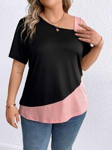 SHEIN LUNE Women's Plus Size Color Block Asymmetrical Neckline T-Shirt - Black - View 1