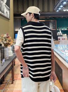 Claim Dot Men'S Striped Casual Sweater Vest - Black and White - View 7