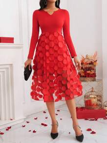 SHEIN Clasi 刺绣网眼撞色缺口领口连衣裙 - 紅色 - 查看 3