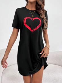 SHEIN LUNE 黑色基本款紅色心形印花女裝連衣裙 - 黑色 - 查看 1