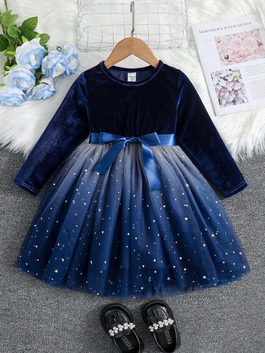 SHEIN Glamorique Kids 年轻女孩撞色网眼覆盖圆领收腰连衣裙 - 藍色 - 查看 1