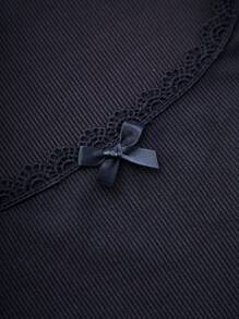 Sweetra Camiseta Feminina De Cor Sólida Com Detalhe De Renda - Preto - Visão 6