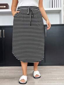 SHEIN Essnce Plus Size Women's Spring And Summer New Fashion Casual Curved Hem Striped Straight Skirt - Black and White - View 5