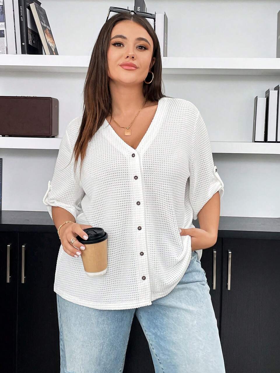 Plus Size Women's Fashion Casual Spring And Summer Women's Clothing Texture Fabric V-Neck Button Decoration Texture Fabric Shirt T-Shirt