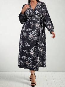 RueChic Plus Size Floral Print Wrap Dress With Knot Detail And Side Slit - Multicolor - View 2