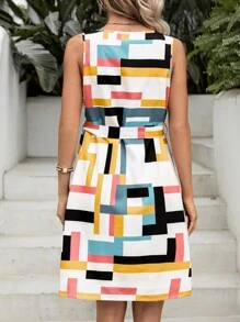 SHEIN Pregnant Women's Sleeveless Geometric Printed Dress For Maternity - Black - View 2