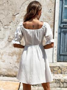 Vestido De Manga Acampanada Con Media Tapeta Y Botones En El Frente - Blanco - Ver 2