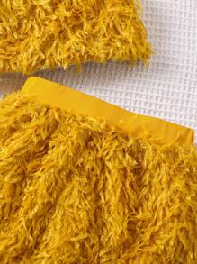 SHEIN Young Girl Plush Solid Color Cami Top & Skirt Set - Ginger - View 6