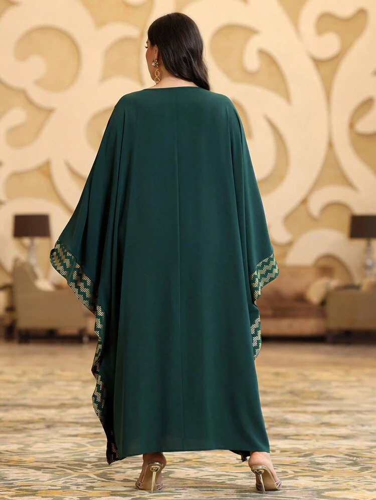 Women's Plus Size Loose Fit Round Neck Batwing Sleeve Kaftan Dress With Gold Foil Print