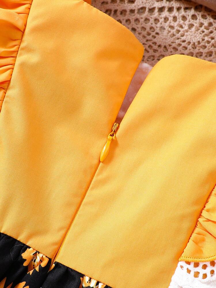 Little Girls' Contrast Color Floral Printed Dress With Ruffle Sleeves