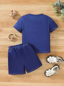 SHEIN Bộ áo thun tay ngắn in chữ gradient đơn giản cho bé trai và quần short - Màu xanh hải quân - Xem 2