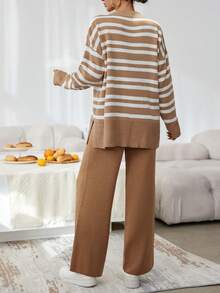 EURMUSE 女性對比條紋毛衣和純色褲子套裝 - 駝色 - 查看 2