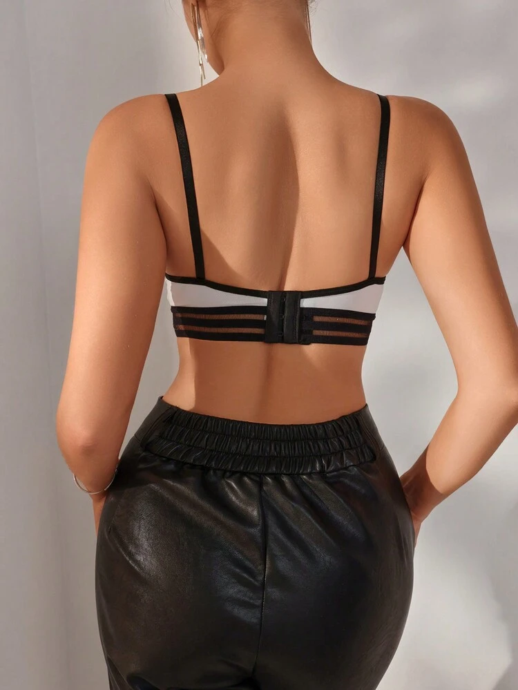 Elegant Black And White Contrast Lace Bralette Bra For Women With Medium Stretch Fabric Detail