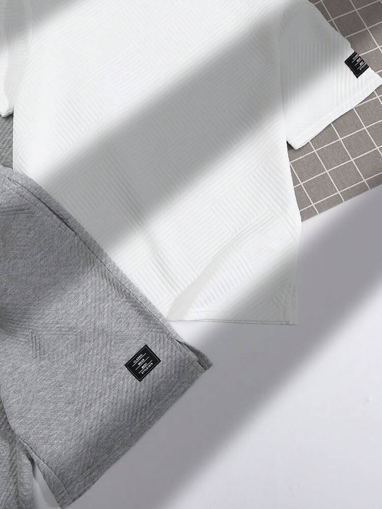 Tween Boys' Casual & Vacation Style Solid With Patchwork Round Neck Loose Fit Tee Shirt, 2 Colors + 1 Knit Shorts 3pcs/Set