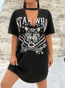 SHEIN EZwear CURVE 大码女式字母与虎纹印花 V 领短袖休闲连衣裙 - 黑色 - 查看 1