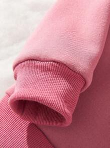 SHEIN 1pc Tween Girl Checkered Heart Graphic Fleece Crew Neck Sweatshirt, Fashion Autumn/Winter Design, Mommy And Me Matching Outfits (3 Pieces Sold Separately) - Hot Pink - View 4