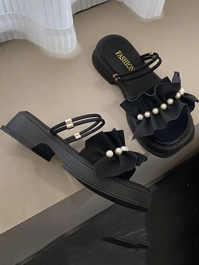 Sandalias de cuña con suela gruesa para mujer con decoración de perlas falsas y borde con volantes, sandalias planas de cuña negra con plataforma para mujer, atuendos de primavera y verano para el Día de San Valentín